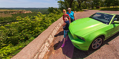 Memorial Park scenic overlook on Sorkins Bluff