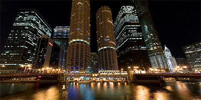 Chicago River from W. Wacker Dr. between N. Dearborn St. and N. State St.